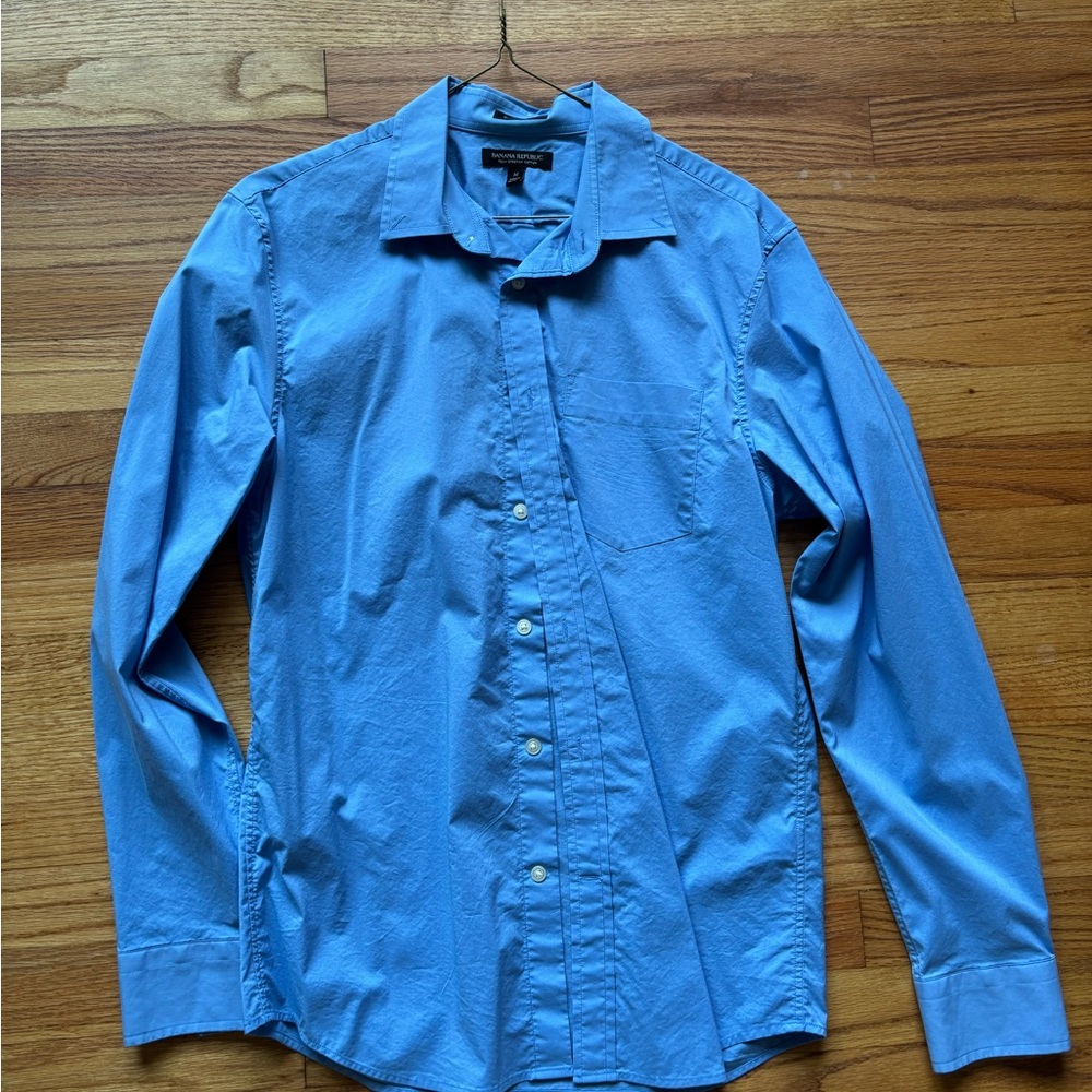 Banana Republic Blue Casual Button Down Shirt